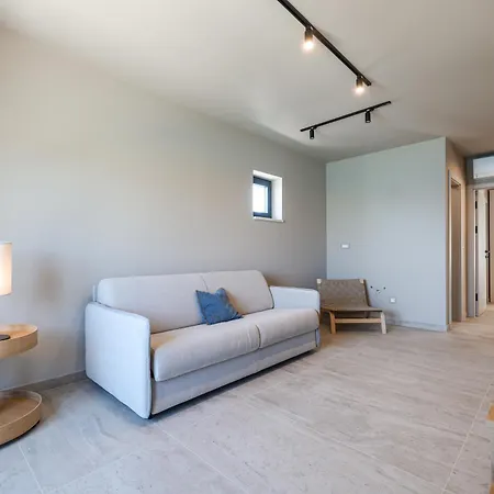 Mare Apartment *