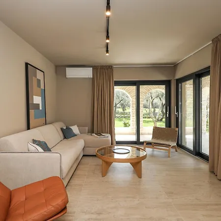 Mare Apartment